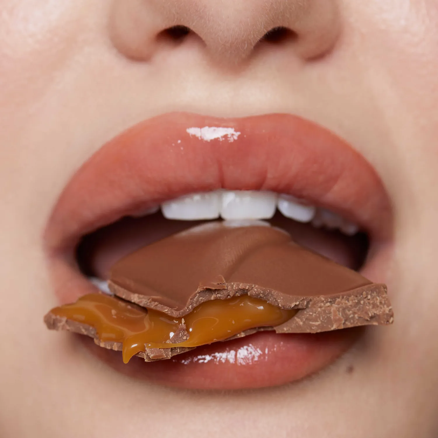 fleeky Plumpy Lipgloss Toffee Brown #2 plumpend