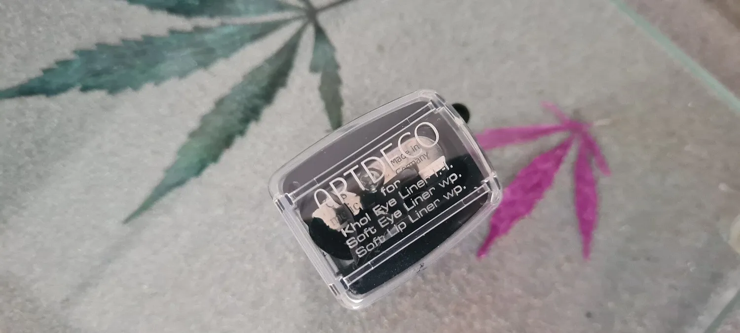 ARDECO Sharpener Soft Liner Anspitzer mit Behälter