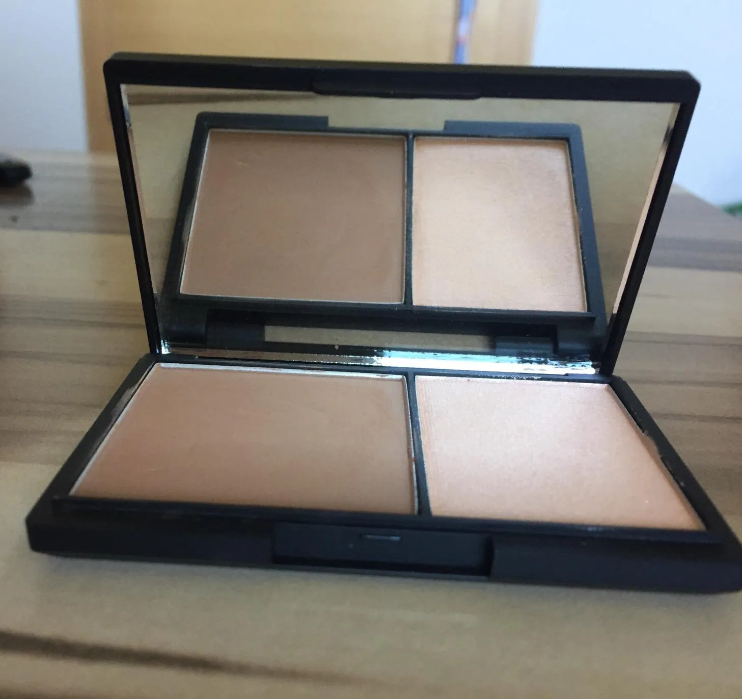 Sleek Face Contour Kit Medium Kontur-Palette Braun