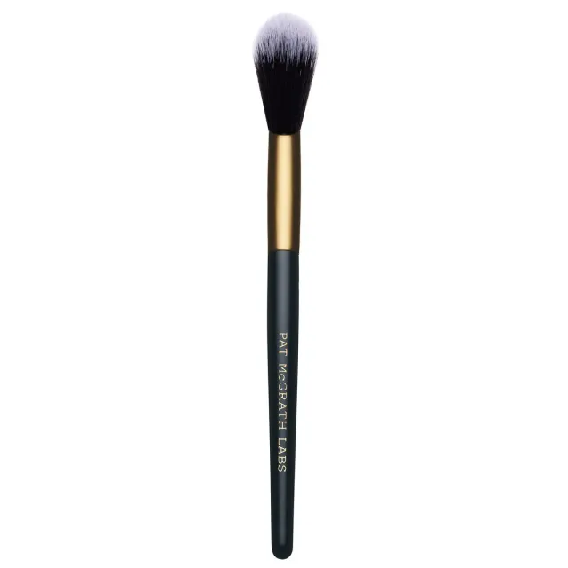 Pat McGrath Labs Skin Fetish Sublime Perfection Blurring Pinsel Augen