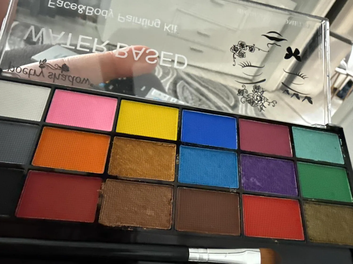 Janolia Kinderschminken Set Erdfarbe 18 Farben mit Pinsel