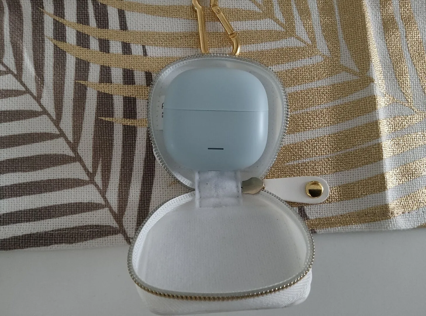 ARTDECO Earphone Case Kopfhörerhülle White Glamour