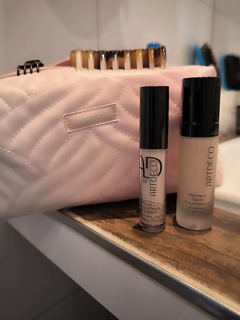 ARTDECO Fluid Camouflage 02 Concealer Augenringe