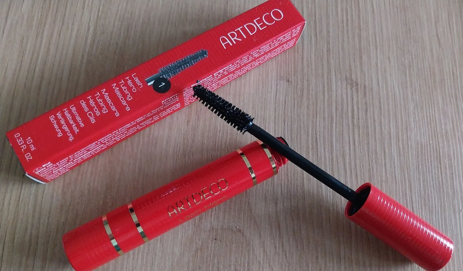 ARTDECO Lash Hero Tubing Mascara deep black wischfest