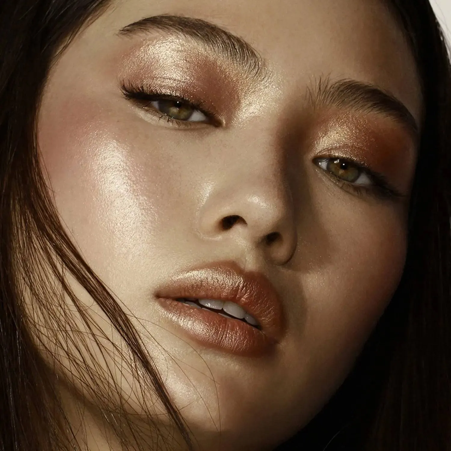 Natasha Denona Bloom Face Glow Palette Highlighter