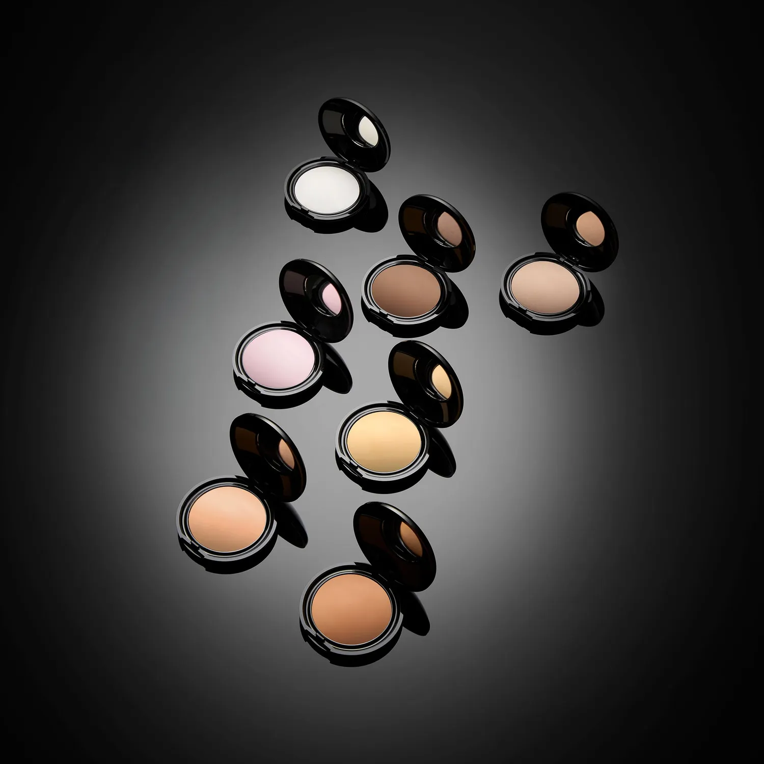Pat McGrath Labs Skin Fetish Under-Eye Powder Baby Pink matt