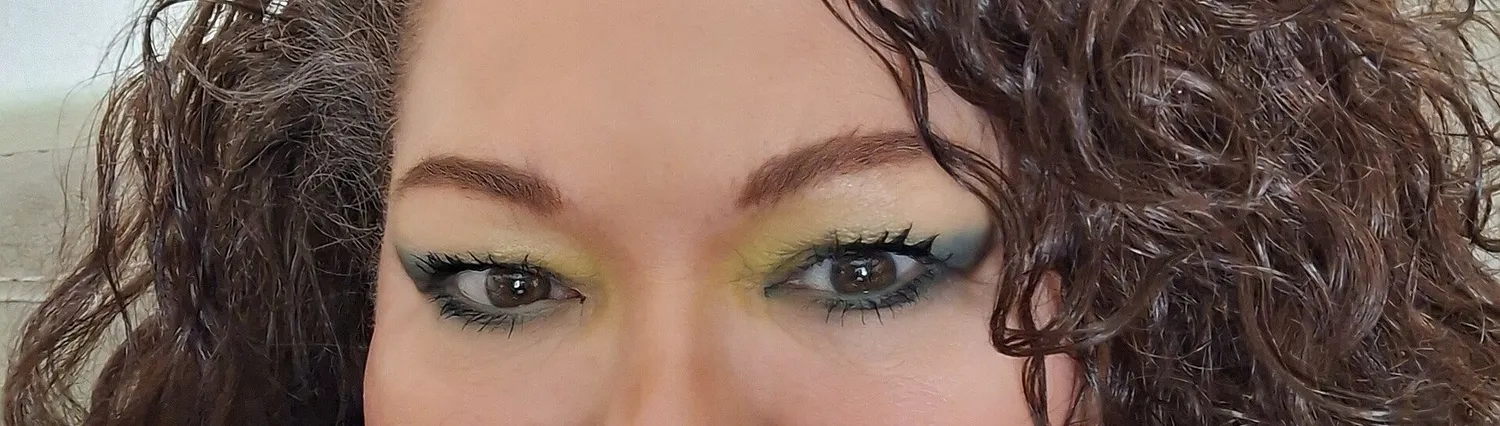 Natasha Denona Yucca Lidschattenpalette Grün-Braun Sommer