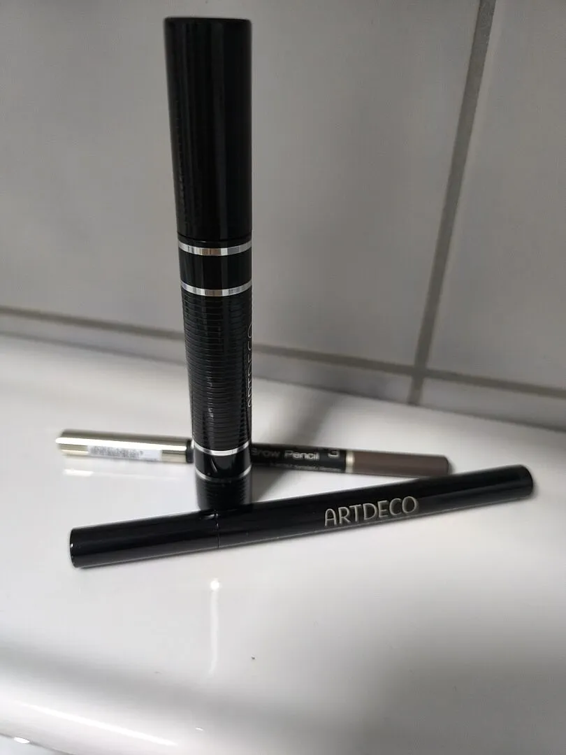 ARDECO Sensitive Fine Liner Eyeliner 1 Deep Black