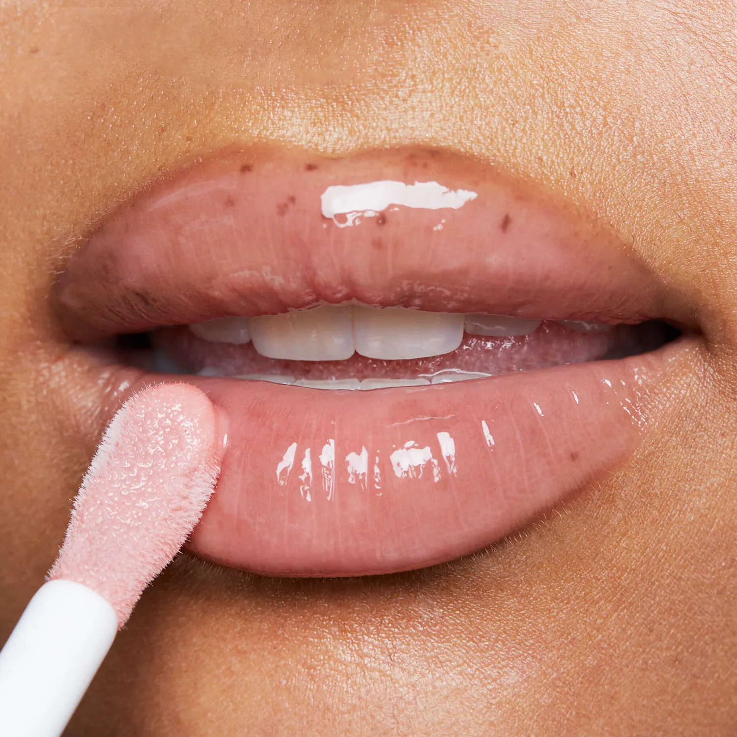fleeky Glowy Lip Oil Peach Pink Lippenöl Nr. 12