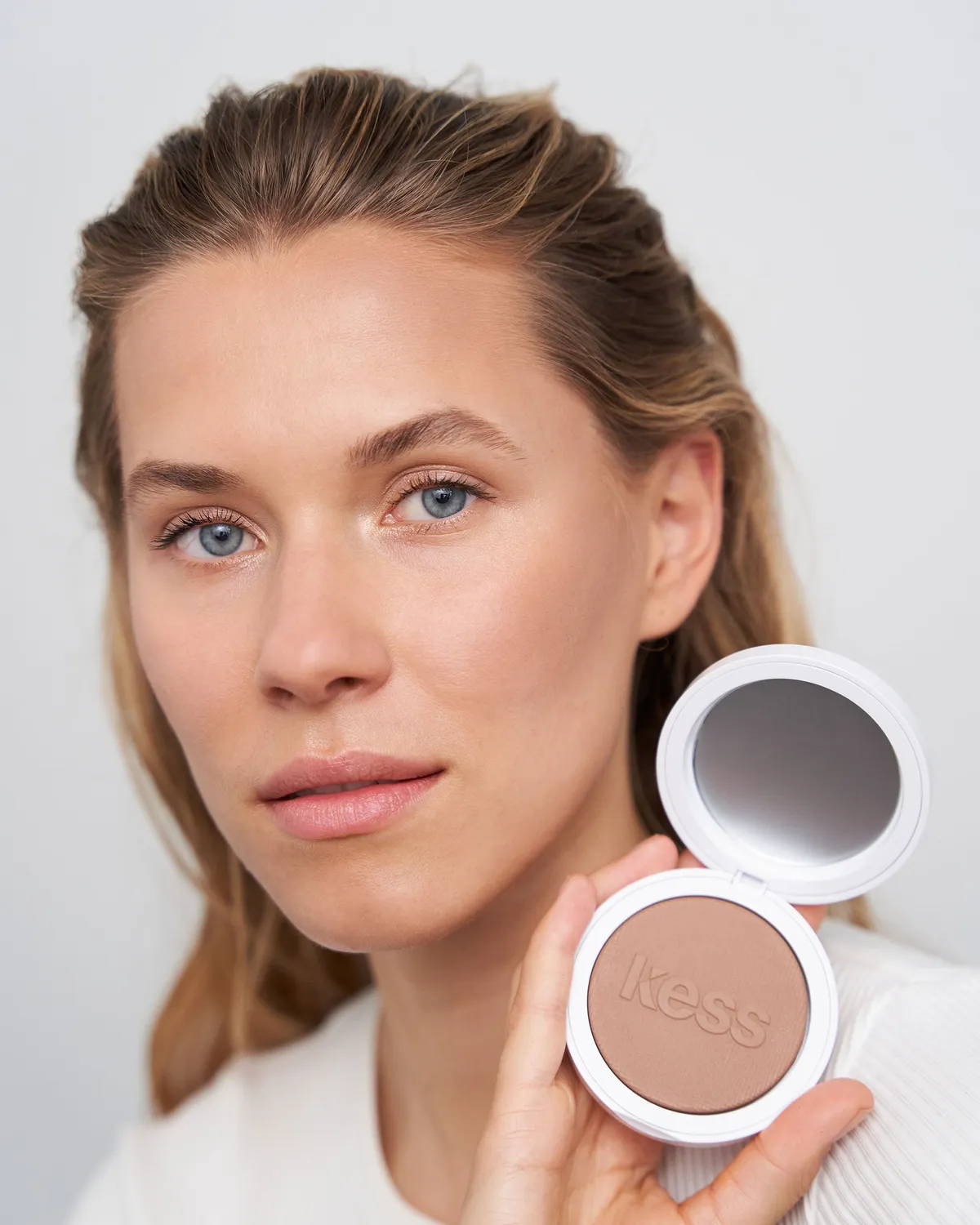 Kess Berlin Kiss Kiss Tan Tan Glow Set Bronzer CC Cream
