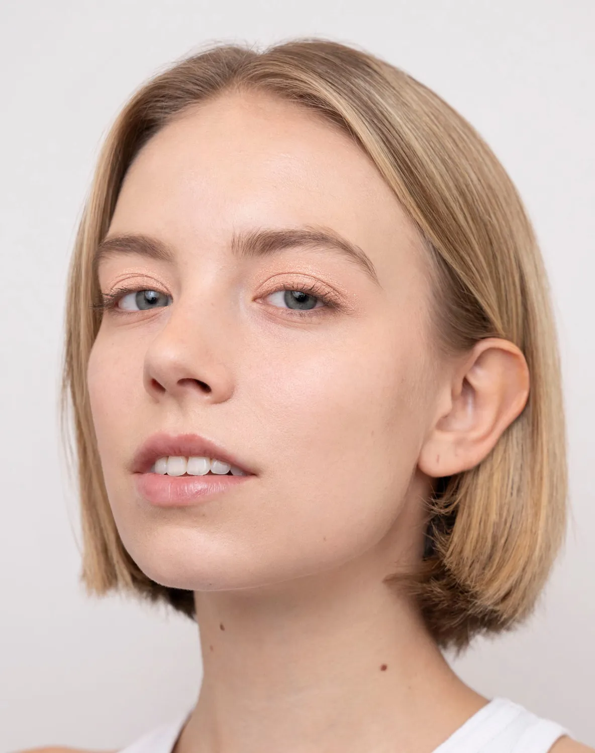 Kess Berlin Eyeshadow Tower Lidschatten Everyday Casual matt