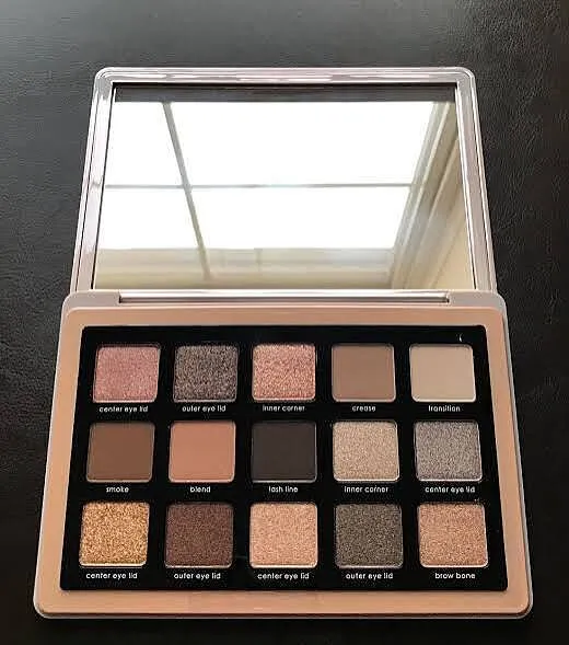 Natasha Denona Glam Lidschattenpalette 15 Töne Tag und Abend