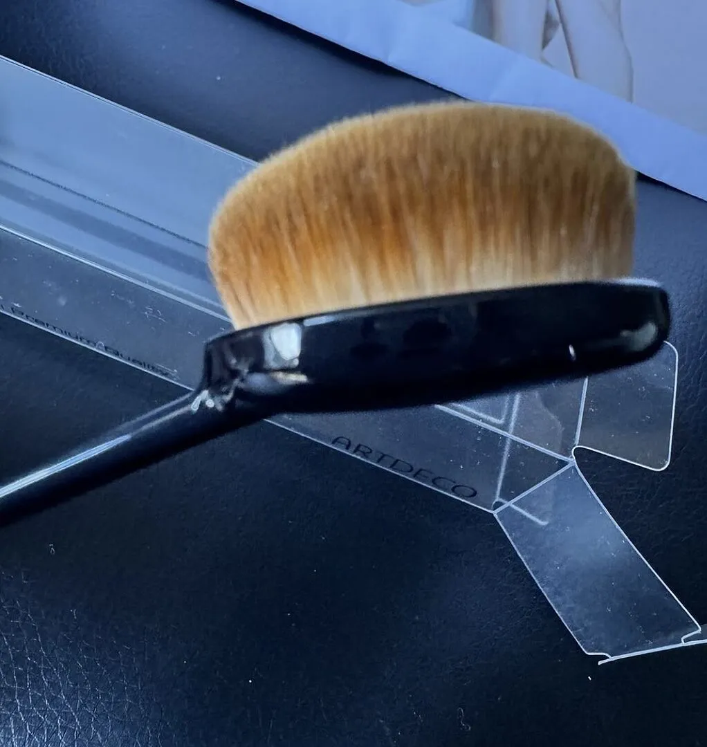 ARTDECO Medium Oval Brush Premium Foundation-Pinsel Airbrush
