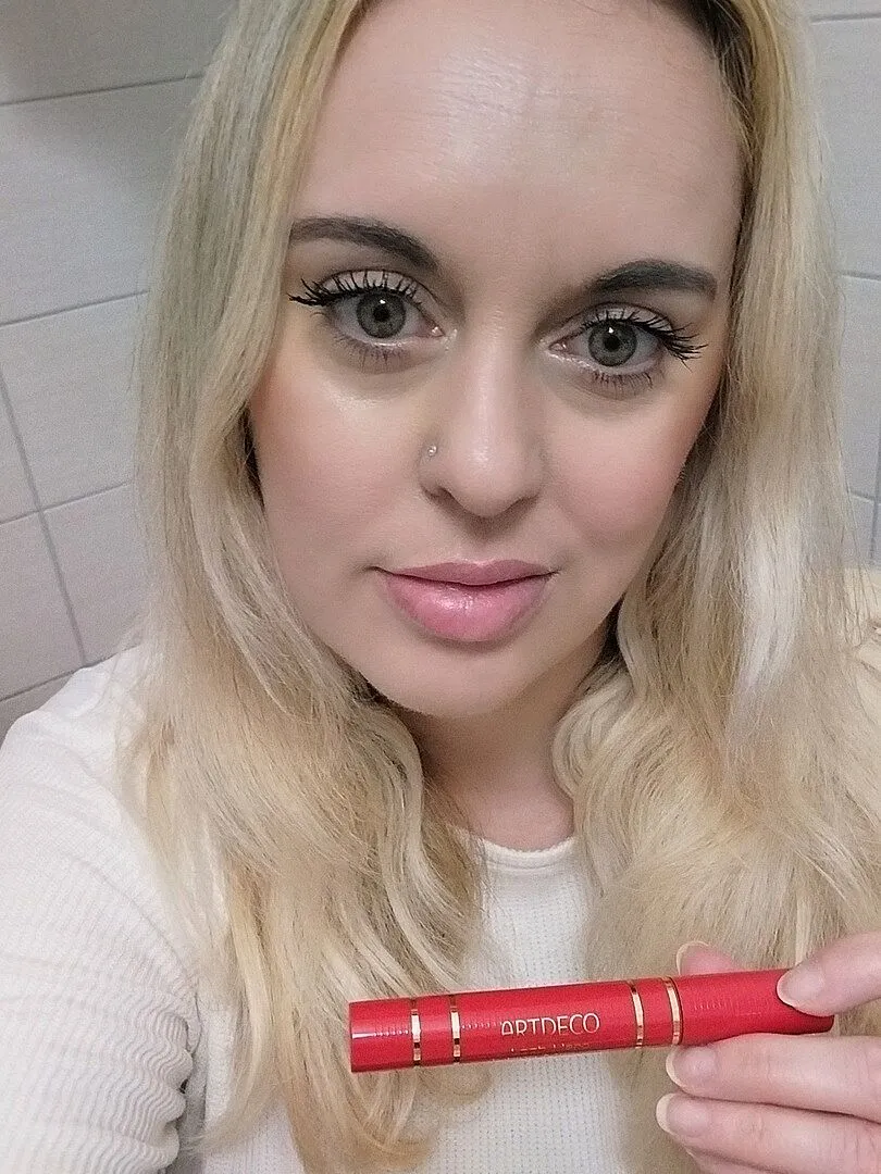 ARTDECO Lash Hero Tubing Mascara deep black wischfest