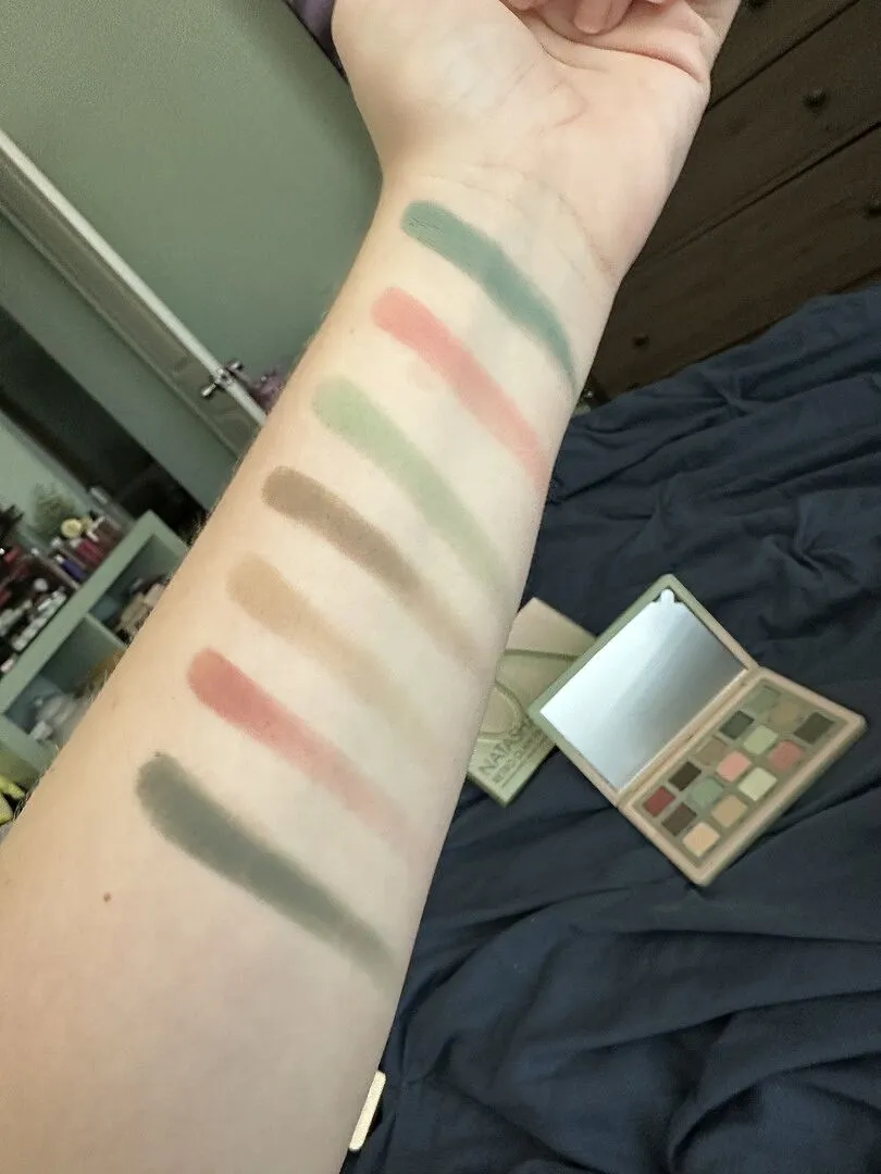 Natasha Denona Retro Glam Lidschatten Palette 15 Farben grün