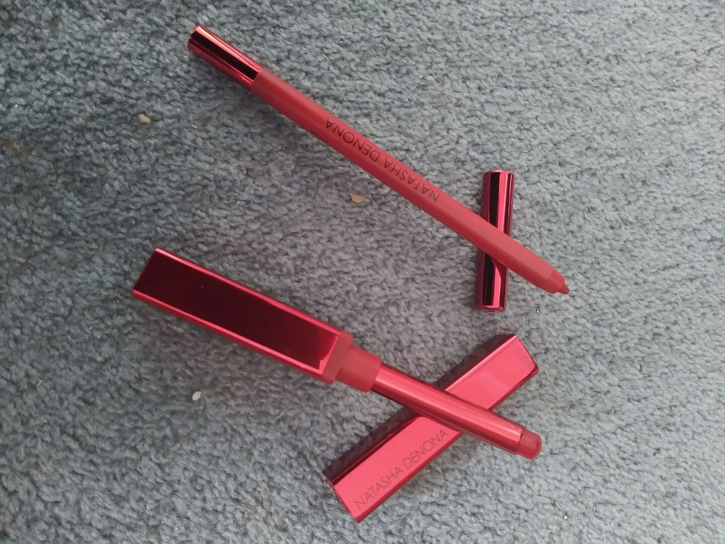 Natasha Denona I Need A Rouge Lip Styletto Lippenstift Emilia rot