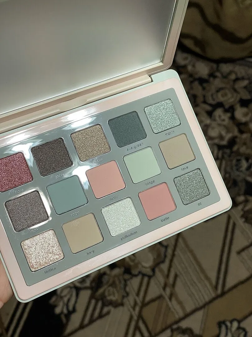 Natasha Denona Retro Glam Lidschatten Palette 15 Farben grün