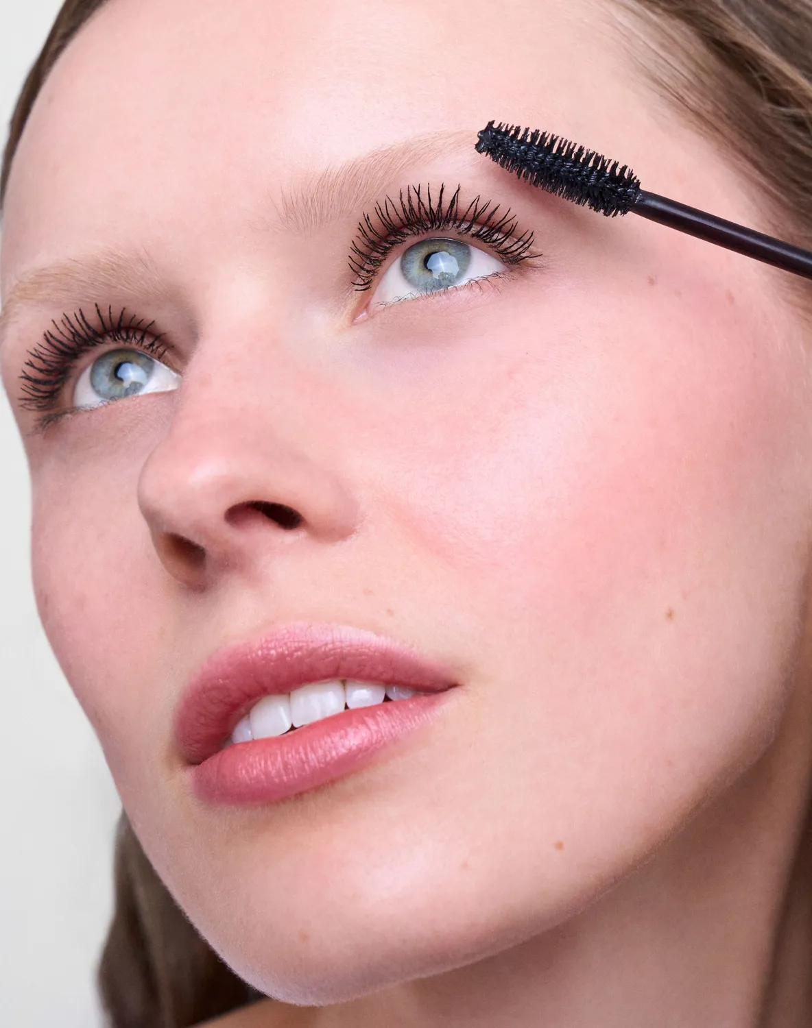 Kess Berlin Volumising Night Mascara Midnight Black Volumen
