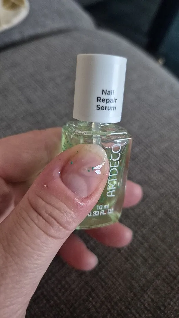 ARTDECO Nail Repair Nagelserum trockene Nägel