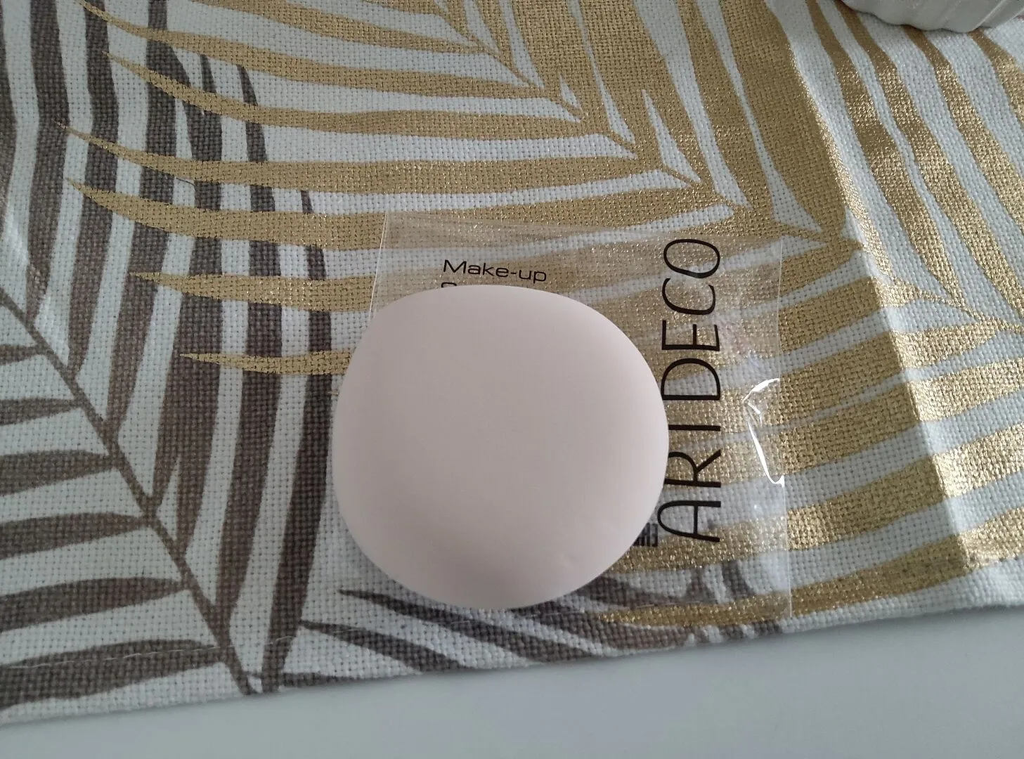 ARTDECO Make-up Sponge Drop Shape Schwamm 1 Stück natürlich