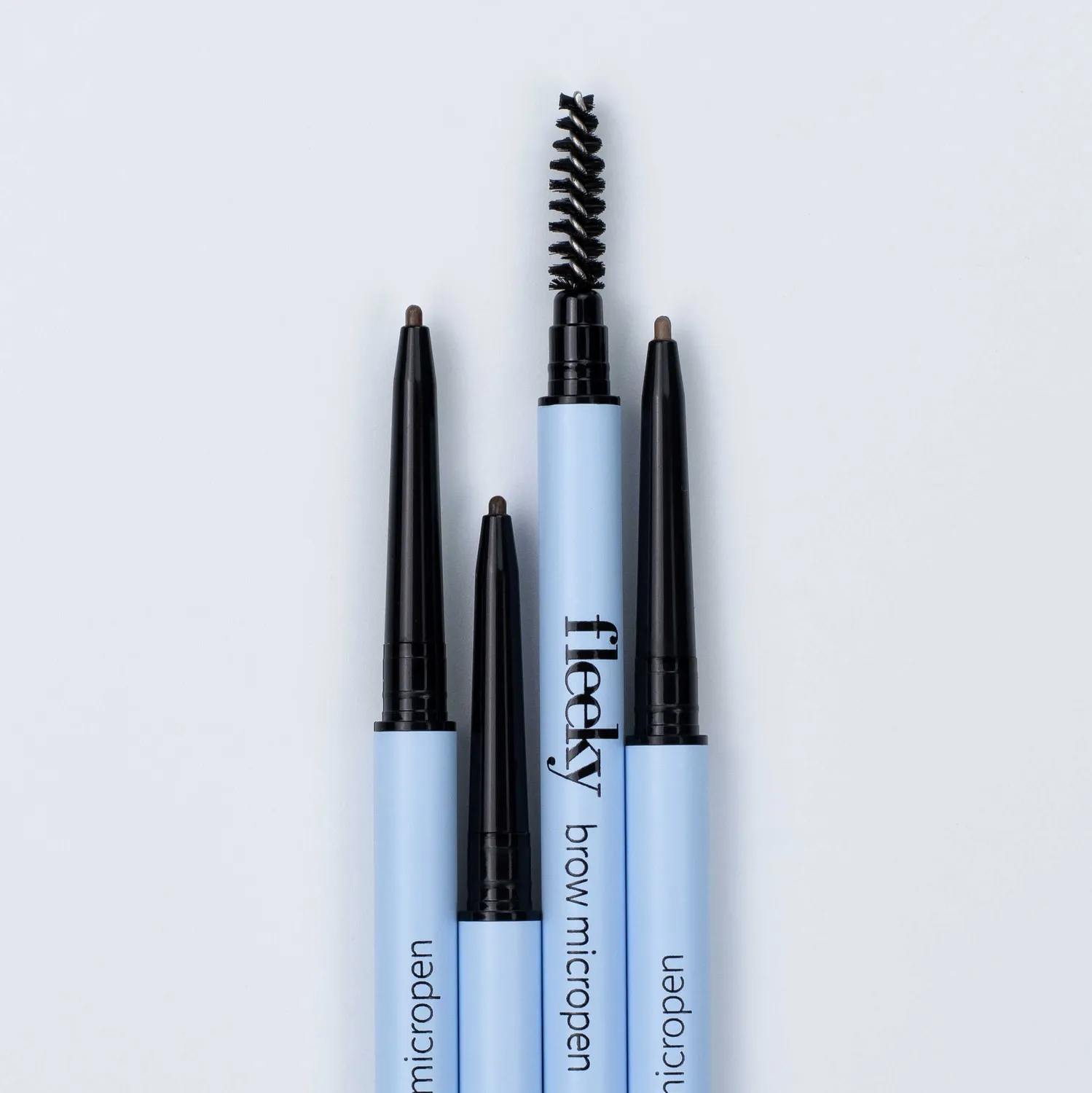 fleeky Brow Micropen 3D Augenbrauenstift mit Bürste