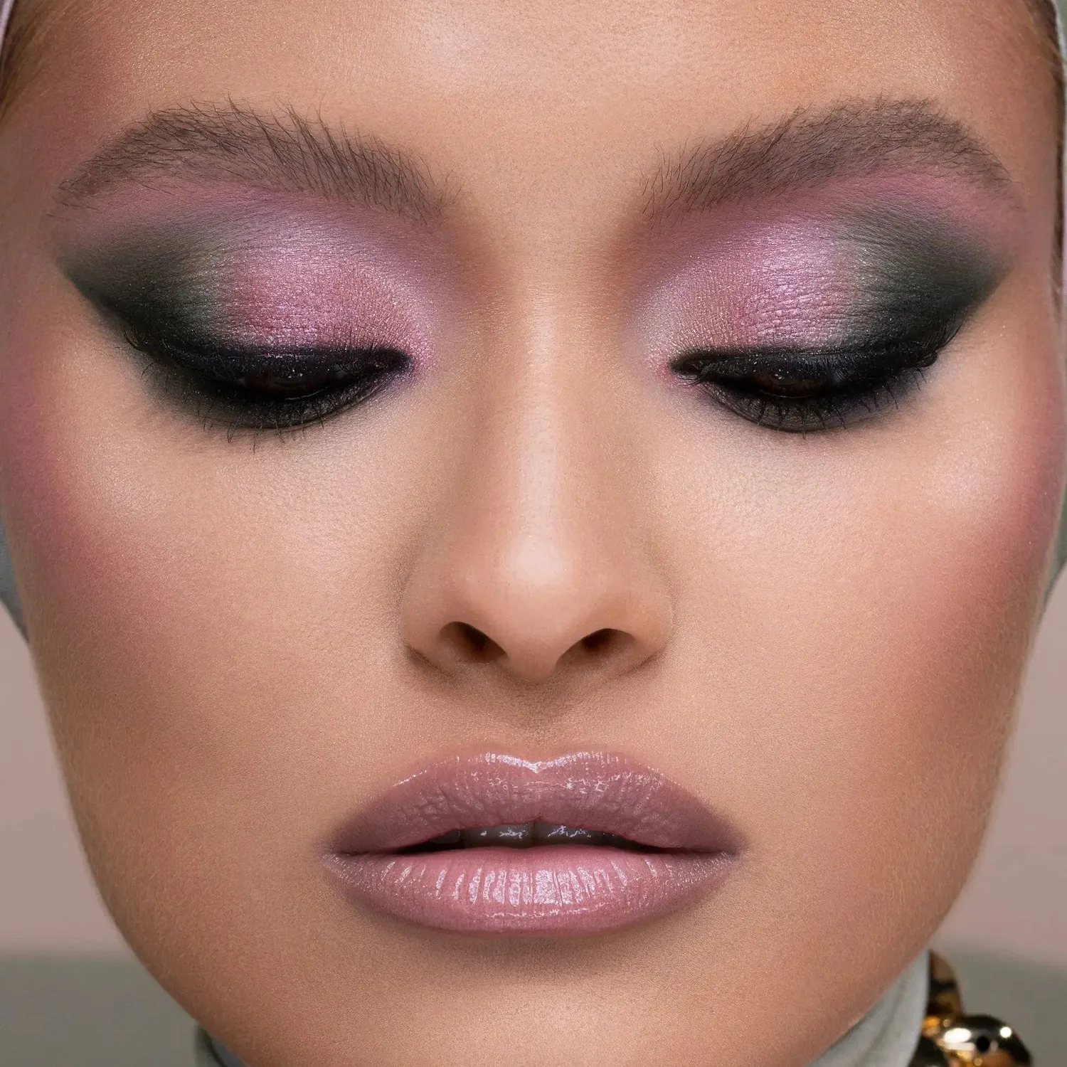 Natasha Denona Retro Glam Lidschatten Palette 15 Farben grün