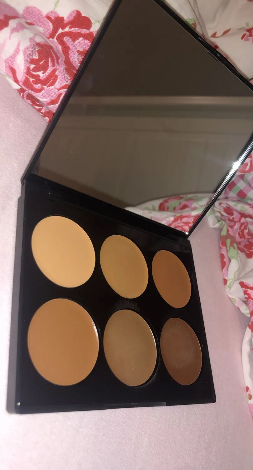 Sleek Cream Contour Kit Kontur Palette Medium 12 g matt