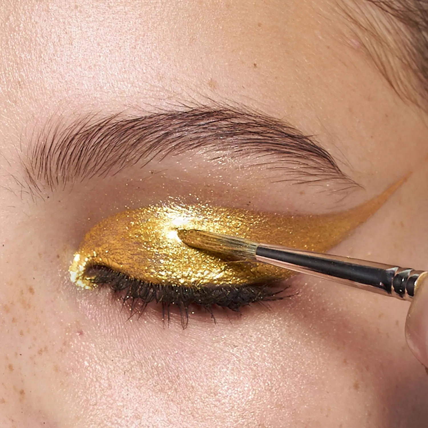 Pat McGrath Labs Gold 001 Divine Decade Lidschatten Gold