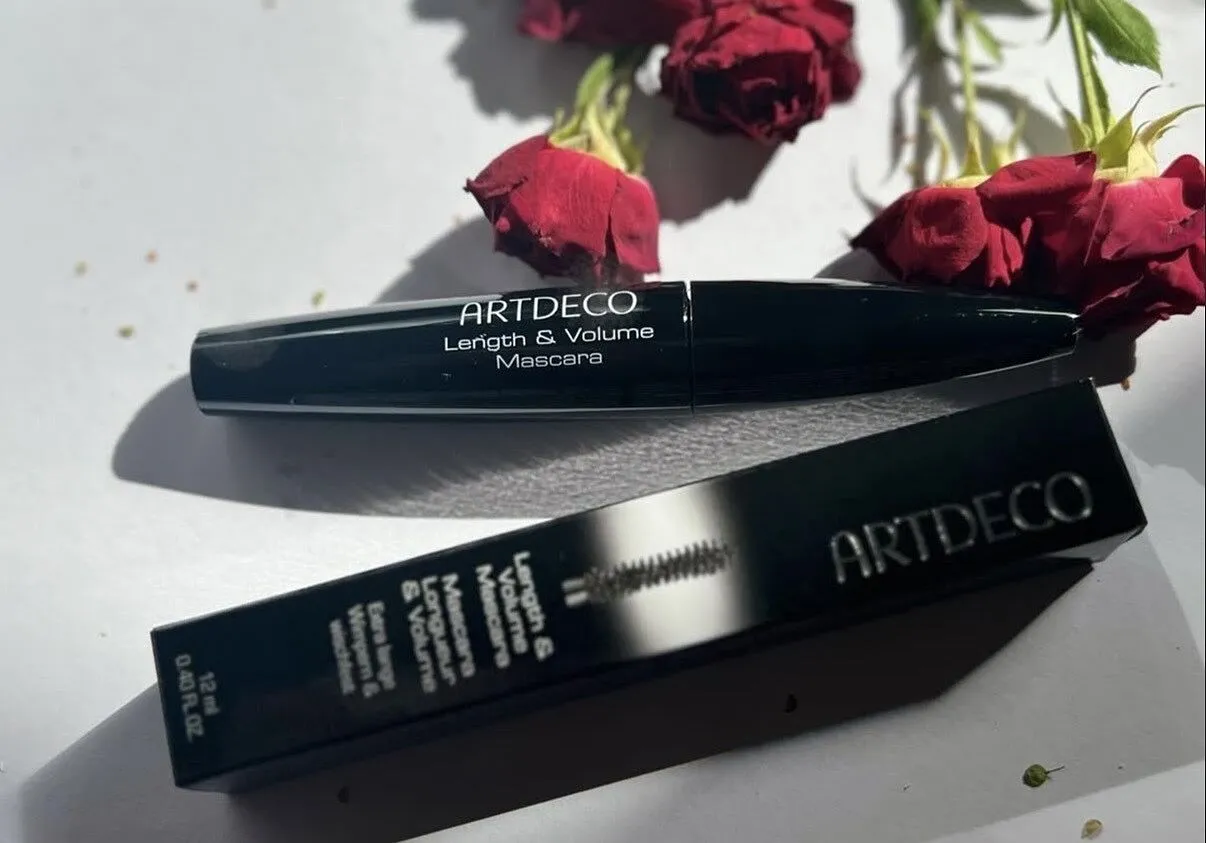 ARTDECO Length Volume Mascara 1 Black Sanduhrbürste